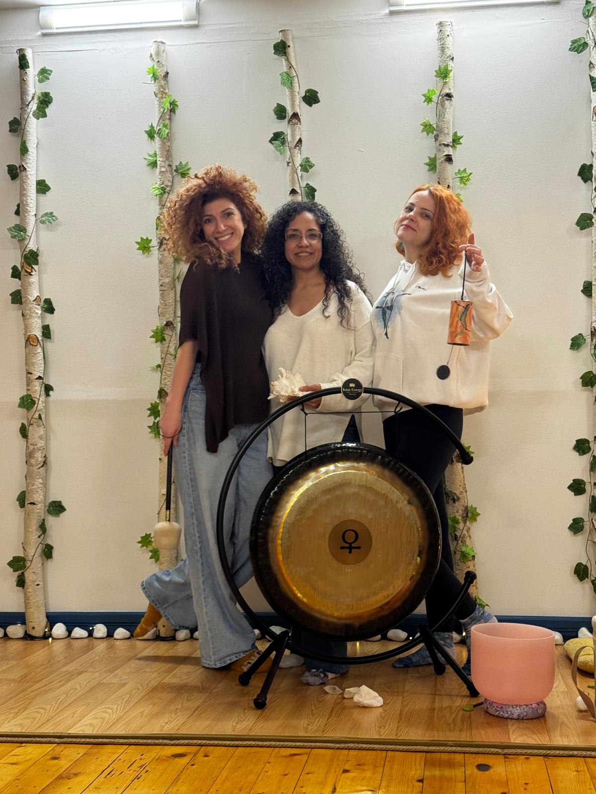 Petrecerea doamnelor, care își fac timp pentru ele